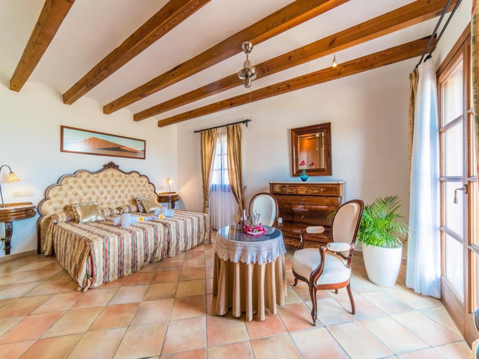 For 6 Guests, Ferienhaus Artá